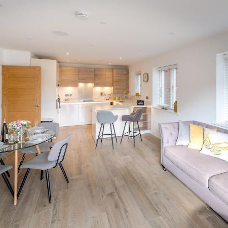 Pass The Keys 1 Bed Albury Contemporary Apartment With Secure Parking 什鲁斯伯里 外观 照片