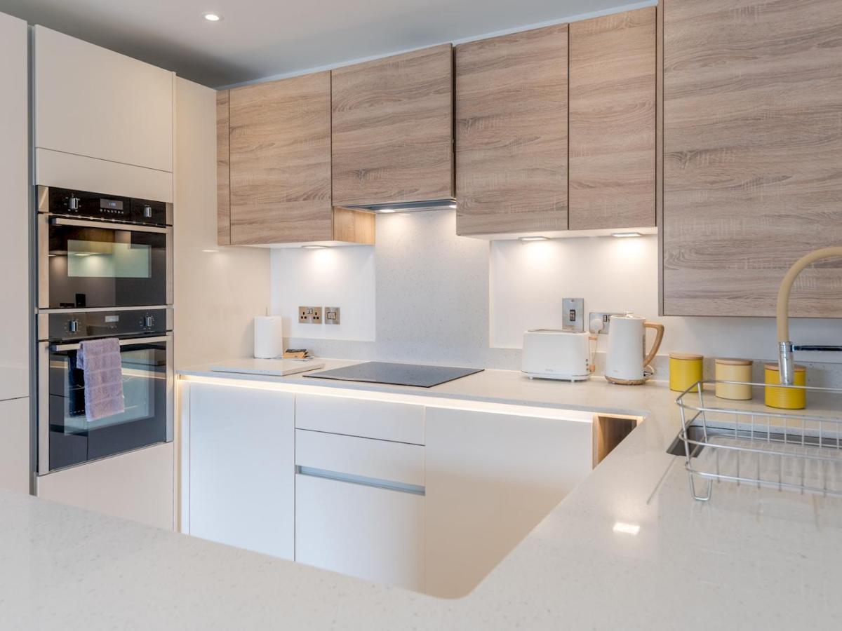 Pass The Keys 1 Bed Albury Contemporary Apartment With Secure Parking 什鲁斯伯里 外观 照片