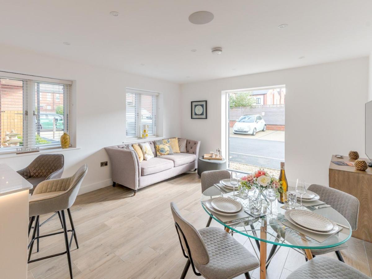Pass The Keys 1 Bed Albury Contemporary Apartment With Secure Parking 什鲁斯伯里 外观 照片