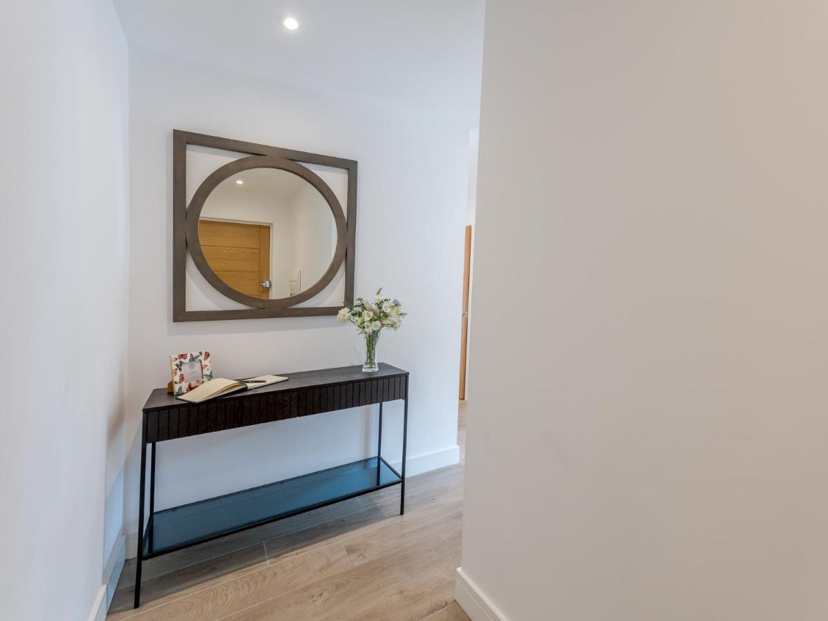 Pass The Keys 1 Bed Albury Contemporary Apartment With Secure Parking 什鲁斯伯里 外观 照片